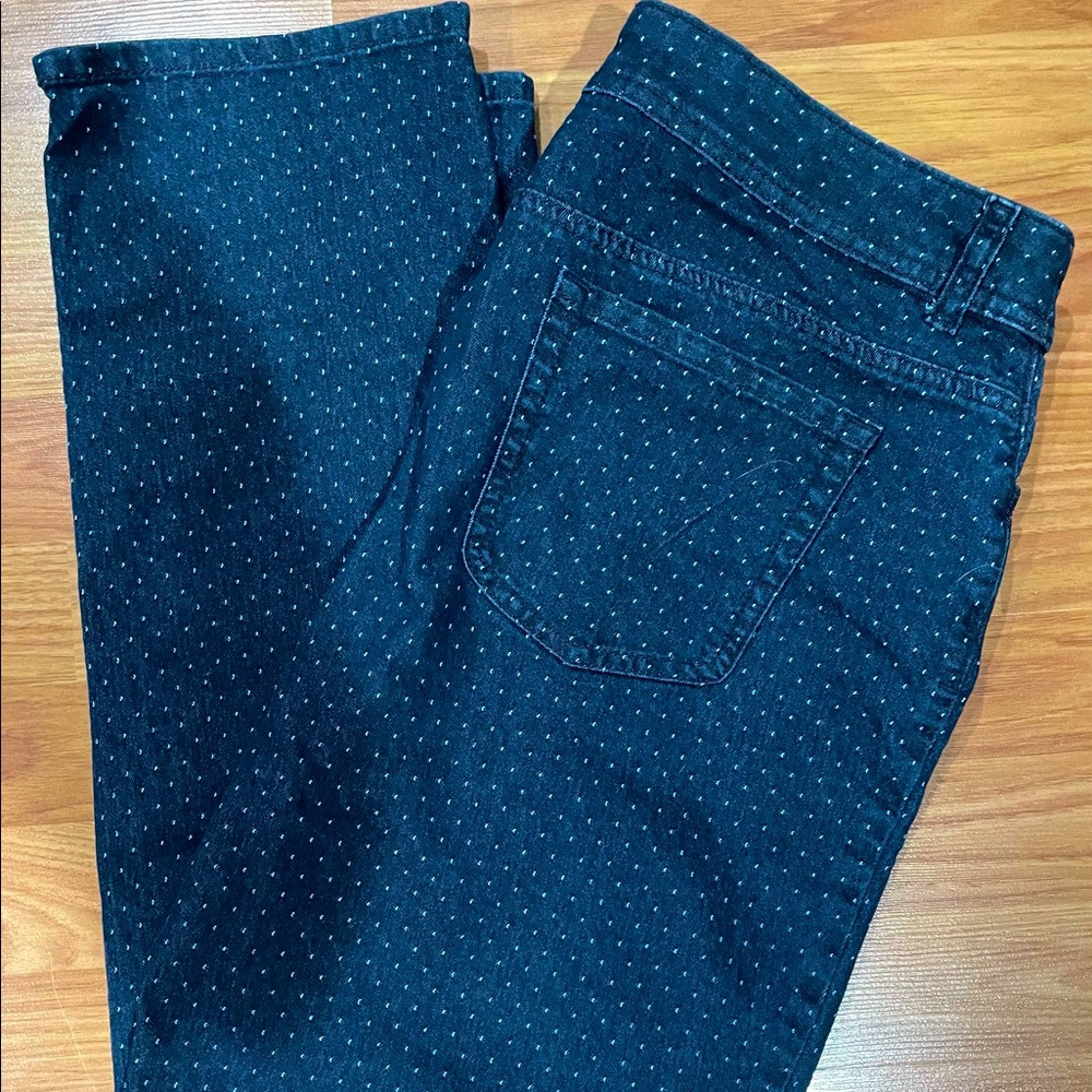EUC Chico’s Swiss Pin Polka Dot Jeans Size 2 Reg